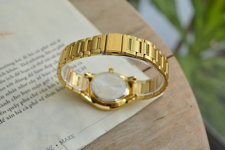 Đồng hồ Citizen AG8353-81P: Giá rẻ và thay pin miễn phí - Ảnh 5