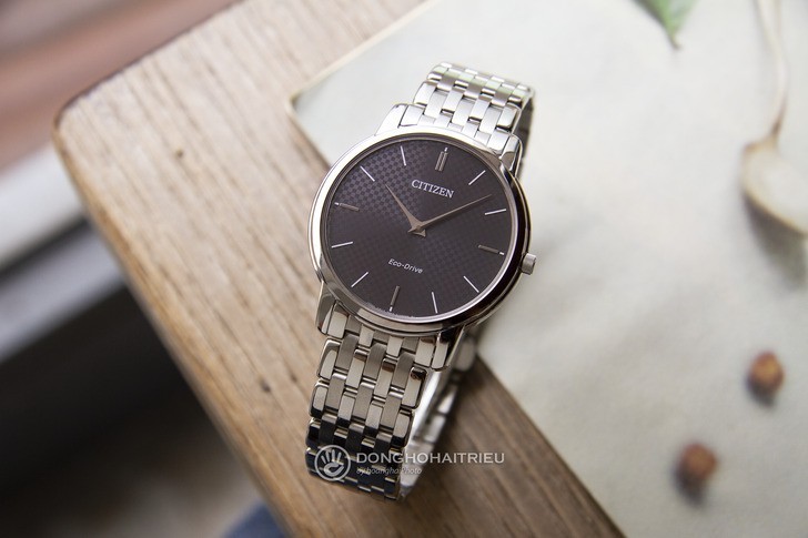 Đồng hồ Citizen AR1130-81H: Thiết kế trẻ trung, không lo hết pin - Ảnh: 2