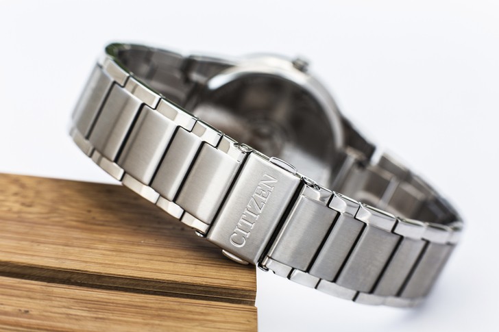 Đồng hồ Eco-Drive Citizen AU1060-51E năng lượng ánh sáng - Ảnh 5