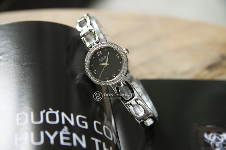 Đồng hồ nữ Citizen EJ6070-51E thiết kế đính đá sang trọng - Ảnh 6