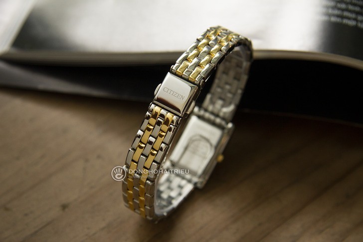 Đồng hồ Citizen EJ6124-53D thiết kế độc đáo, dây kim loại - Ảnh 5