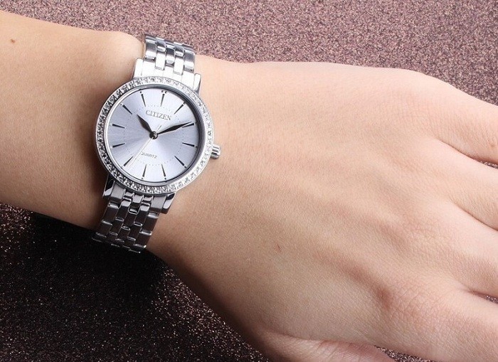 Đồng hồ nữ Citizen EL3040-80A thiết kế đính đá sang trọng - Ảnh 4