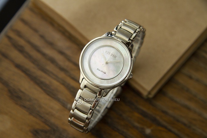Đồng hồ Eco-Drive Citizen EM0380-57D năng lượng ánh sáng - Ảnh 5
