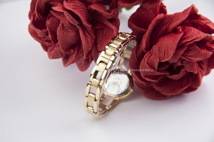 Đồng hồ Citizen EM0432-80Y: Thiết kế với dây đeo lạ mắt - Ảnh 4