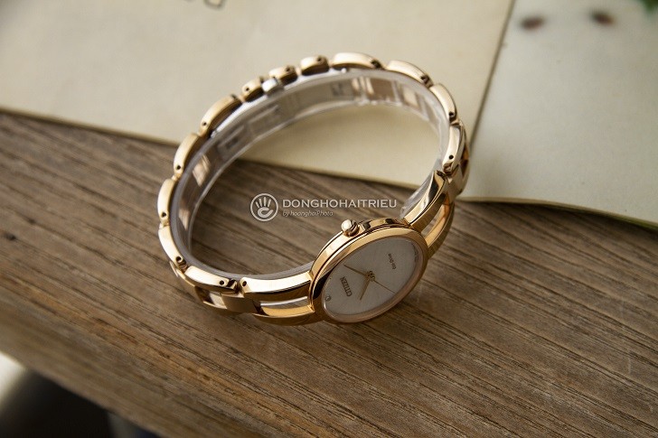 Đồng hồ nữ Citizen EM0433-87D trang bị công nghệ hiện đại - Ảnh 2