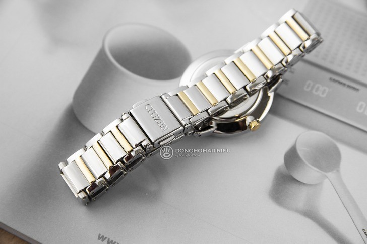 Đồng hồ nữ Citizen EM0524-83A bộ máy năng lượng ánh sáng - Ảnh 4
