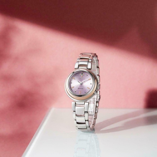 Đồng hồ Citizen Eco-Drive EM0588-81X siêu mỏng 7mm - Ảnh 1