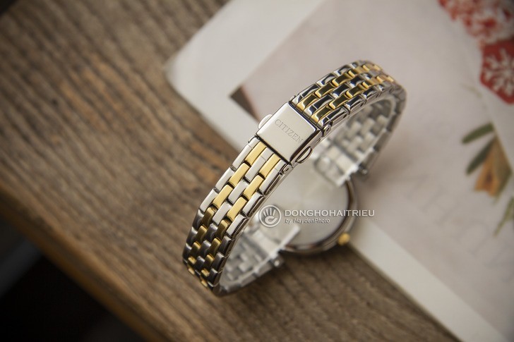 Đồng hồ Citizen ER0214-54D giá rẻ và thay pin miễn phí - Ảnh 5