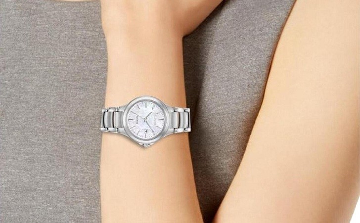 Đồng hồ Eco-Drive Citizen EW2520-56Y năng lượng ánh sáng - Ảnh 4