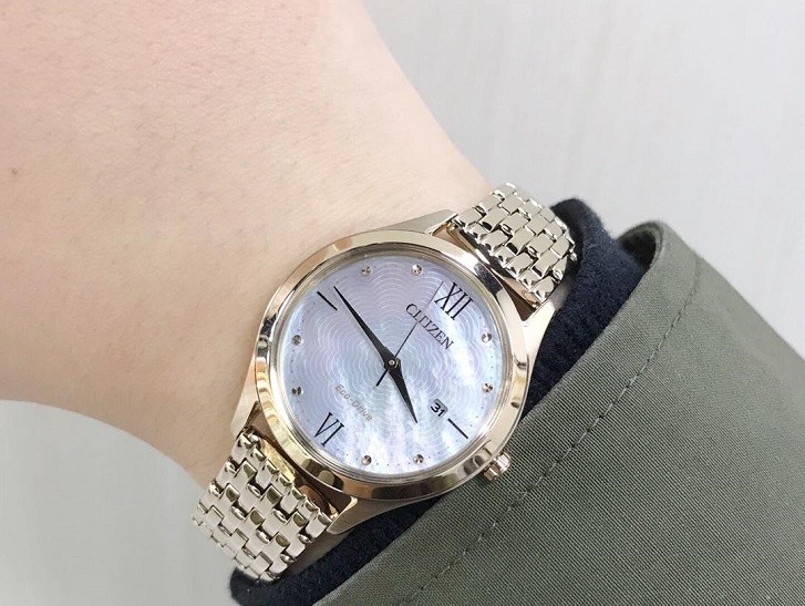 Đồng hồ Citizen EW2533-89D tích hợp năng lượng ánh sáng - Ảnh 4