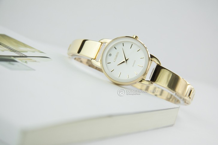 Đồng hồ Citizen EZ6372-51A giá rẻ và thay pin miễn phí - Ảnh 2