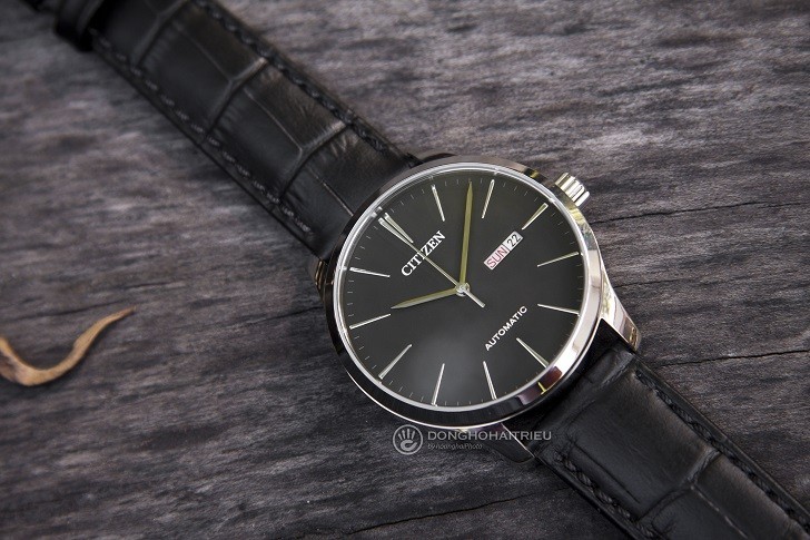 Đồng hồ Citizen NH8350-08E chỉ 5 triệu cho máy cơ chất lượng - Ảnh 1