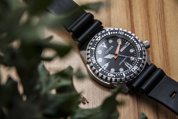 Đồng hồ nữ Citizen NH8380-15E thiết kế thể thao nam tính - Ảnh 1