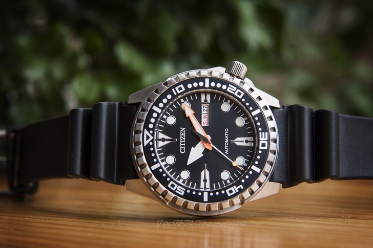 Đồng hồ nữ Citizen NH8380-15E thiết kế thể thao nam tính - Ảnh 2