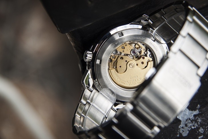 Đồng hồ cơ Citizen NJ0070-53A thoải mái bơi lội - Ảnh 2