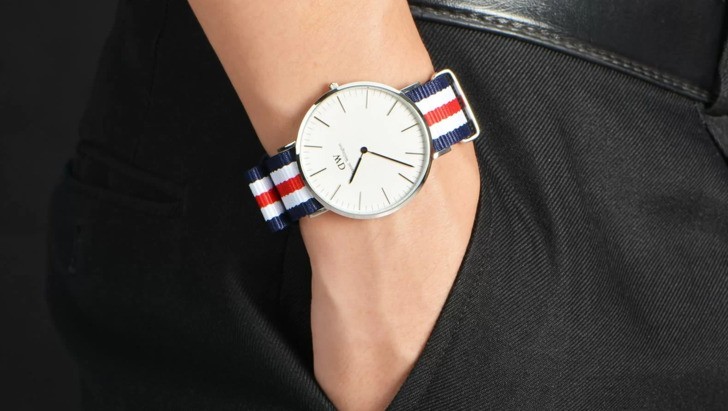 Đồng hồ Daniel Wellington DW00100016: Nét đẹp của tuổi trẻ - Ảnh 2