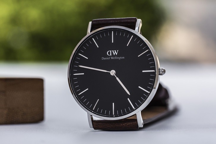 Đồng hồ Daniel Wellington DW00100142 đơn giản và độc đáo - Ảnh 2