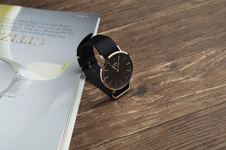 Đồng hồ Daniel Wellington DW00100148 rẻ, thay pin miễn phí - Ảnh 4