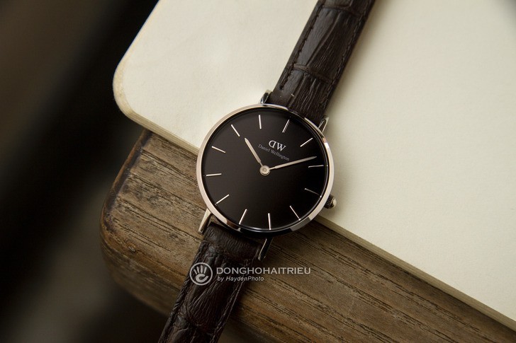 Đồng hồ Daniel Wellington DW00100238 giá rẻ, free thay pin - Ảnh 1