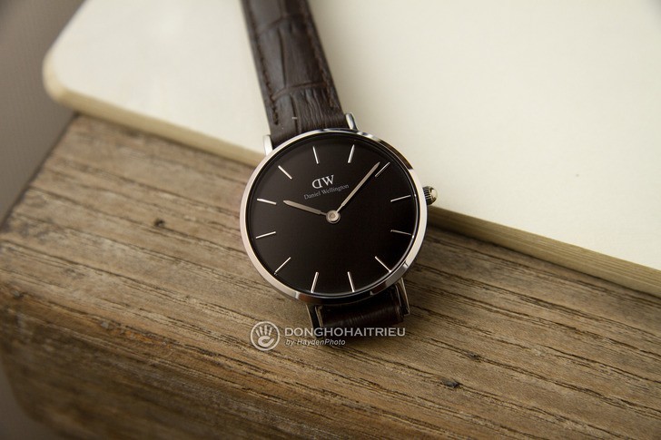 Đồng hồ Daniel Wellington DW00100238 giá rẻ, free thay pin - Ảnh 2