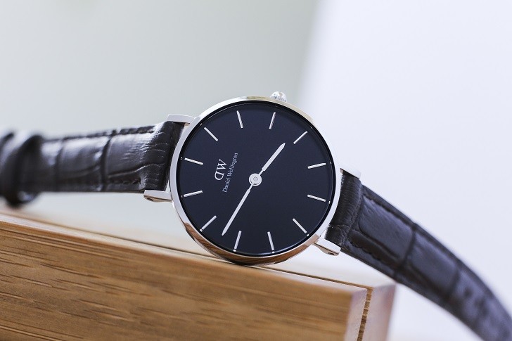 Đồng hồ Daniel Wellington DW00100238 giá rẻ, free thay pin - Ảnh 3