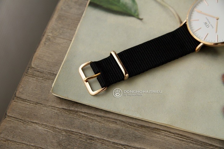 Đồng hồ Daniel Wellington DW00100257 dây vải trẻ trung - Ảnh 5