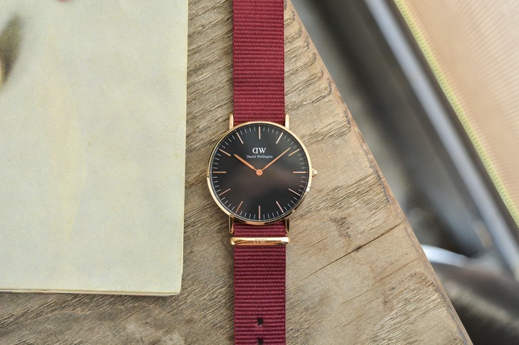 Đồng hồ Daniel Wellington DW00100273 giá rẻ, dây vải Nato - Ảnh 3