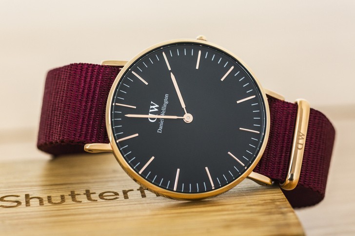 Đồng hồ Daniel Wellington DW00100273 giá rẻ, dây vải Nato - Ảnh 6
