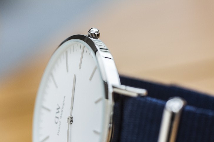 Đồng hồ Daniel Wellington DW00100276: Sắc xanh của tuổi trẻ - Ảnh 5
