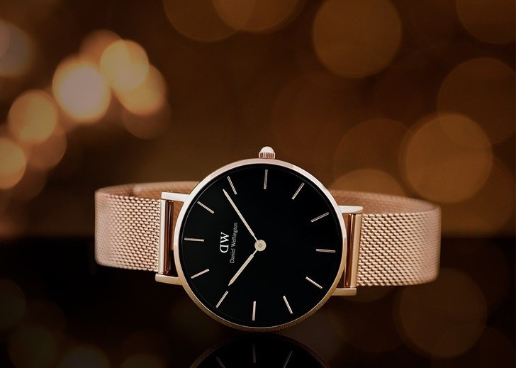 Đồng hồ Daniel Wellington DW0010034: Dây lưới sang trọng - Ảnh 3