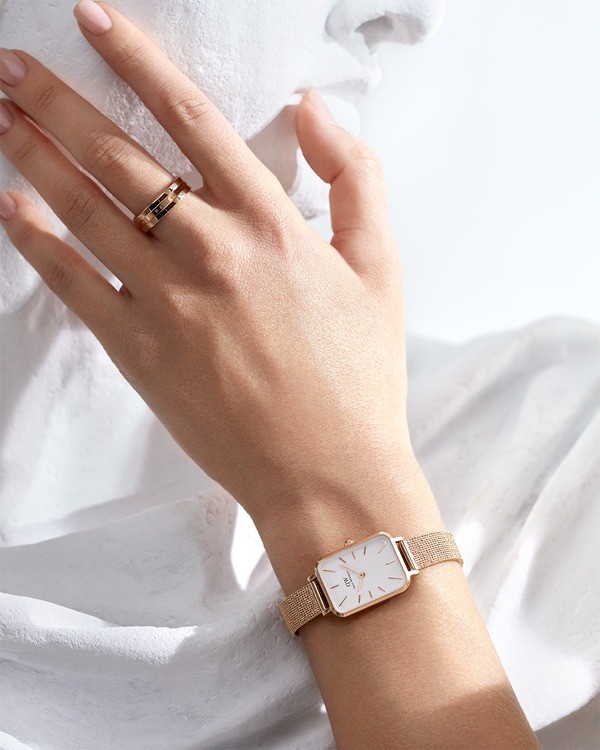 Sức hút nhẫn Daniel Wellington DW00400091 Sang trọng - Ảnh 2