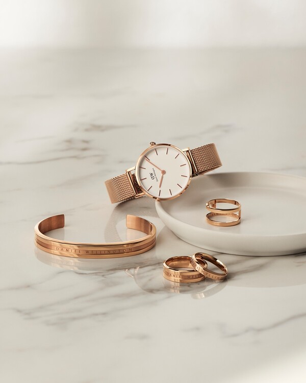 Sức hút vòng tay Daniel Wellington DW00400140 thời trang - Ảnh 3