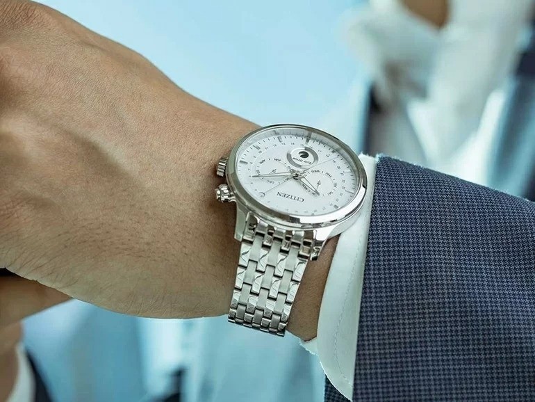 Đồng hồ Citizen Moonphase có gì đặc biệt, giá bao nhiêu? - Ảnh 1