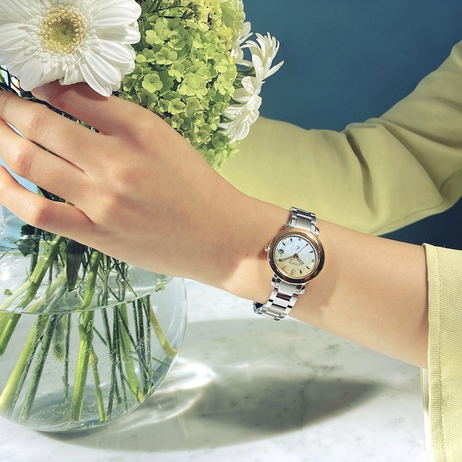 Đồng hồ Citizen xC sử dụng bộ máy Eco Drive sử dụng lâu dài - ảnh 3