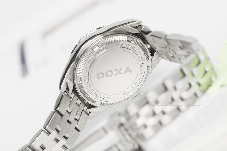 Đồng hồ Doxa D174SCM đính 8 viên kim cương, có dạ quang - ảnh: 7