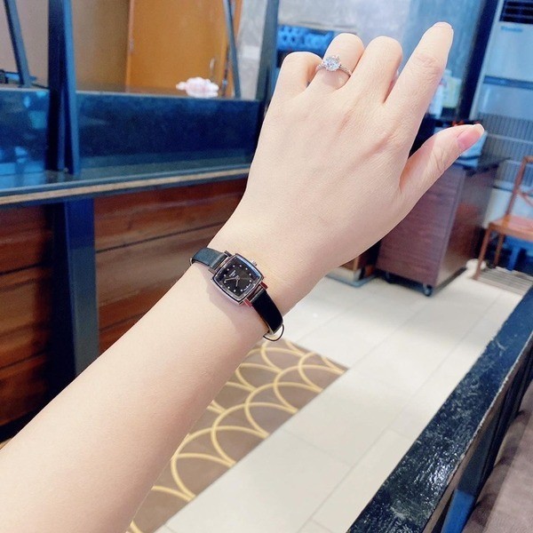 Đồng hồ Tissot Lovely Square T058.109.16.056.00 chính hãng 100 - Ảnh 1