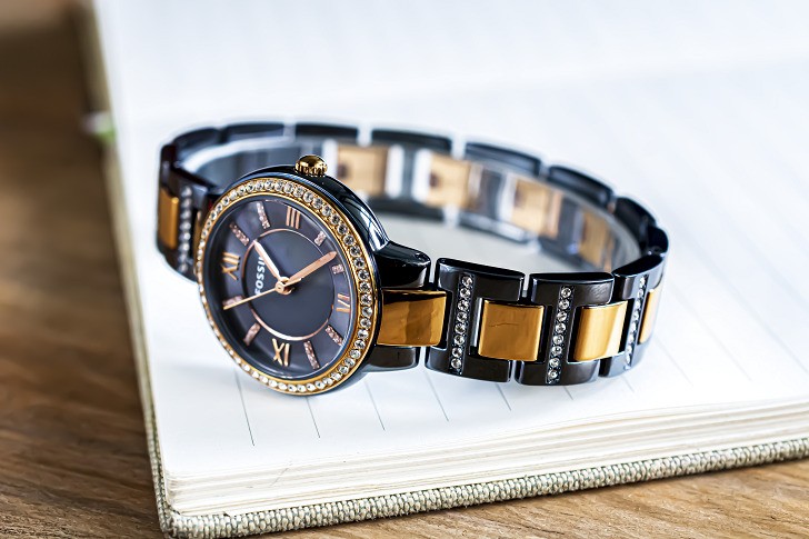 Đồng hồ Fossil ES4298: Vẻ đẹp sang trọng từ viên đá pha lê - Ảnh 5