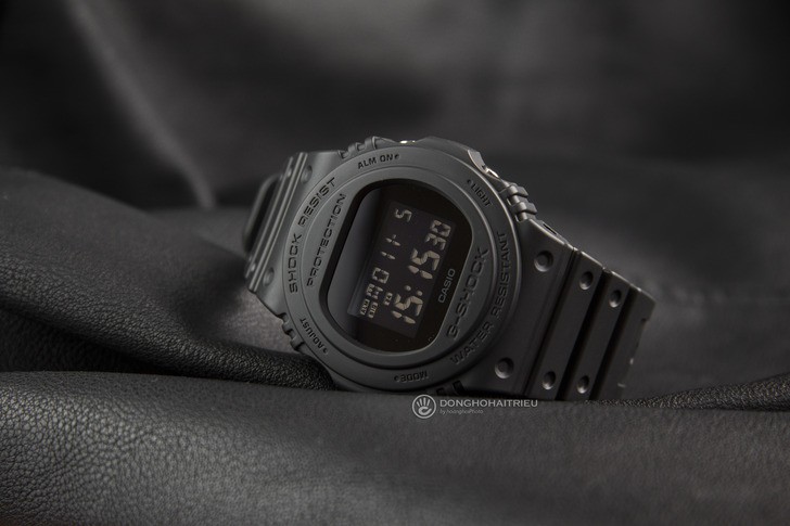 Đồng hồ G-Shock DW-5750E-1BDR giá rẻ, thay pin miễn phí - Ảnh 1