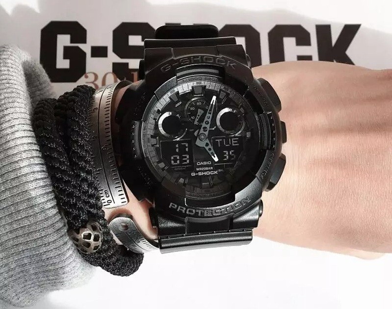 Casio GA-100CF-1ADR: Kỵ sĩ bóng đêm sở hữu nhiều chức năng - Ảnh 2