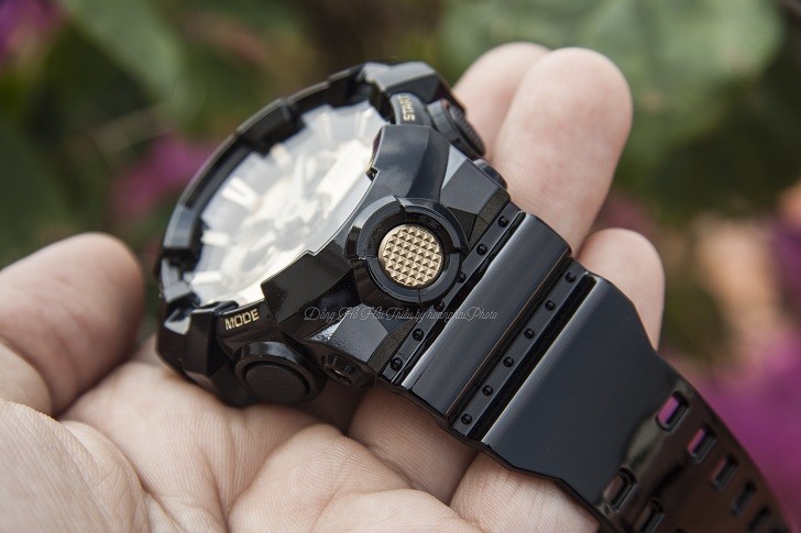 Đồng hồ G-Shock GA-710GB-1ADR giá rẻ, thay pin miễn phí - Ảnh 2