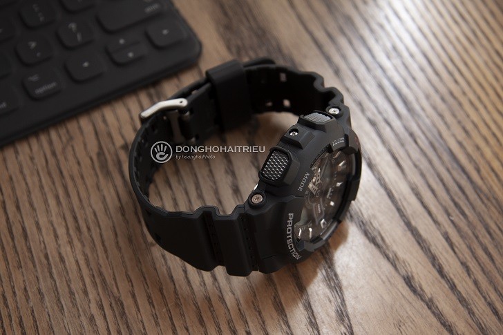 Đồng hồ G-Shock GA-110-1BDR chịu nước 20 ATM thoải mái lặn - Ảnh: 2