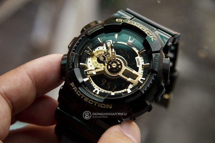 Đồng hồ G-Shock GA-110GB-1ADR chống nước, thoải mái bơi lặn - Ảnh: 1