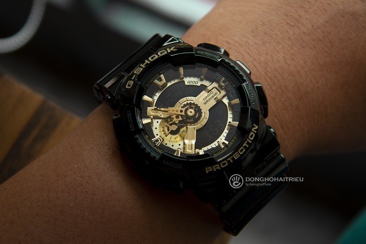 Đồng hồ G-Shock GA-110GB-1ADR chống nước, thoải mái bơi lặn - Ảnh: 2