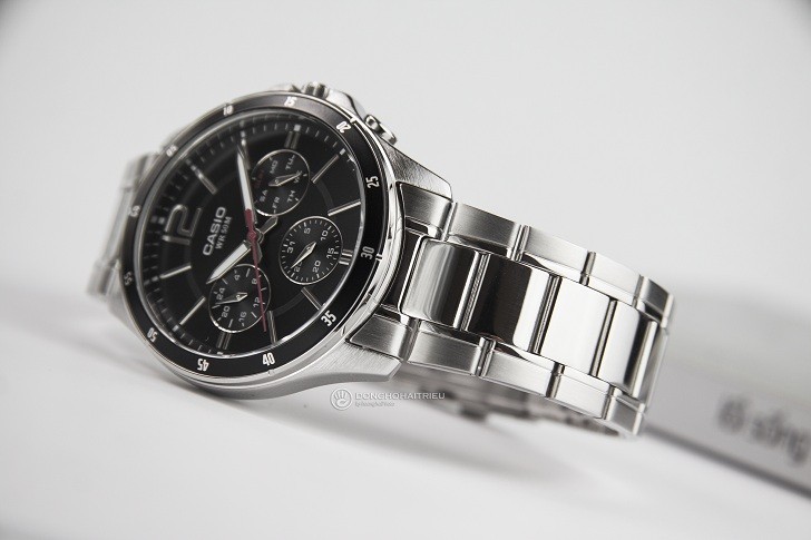Khám Phá Đồng Hồ Thể Thao Mặt Đen Casio MTP-1374D-1AVDF Ảnh 2