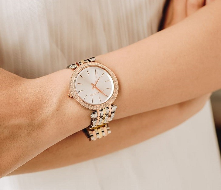 Đồng hồ Michael Kors MK3203 niềng đính pha lê sang trọng - Ảnh 4