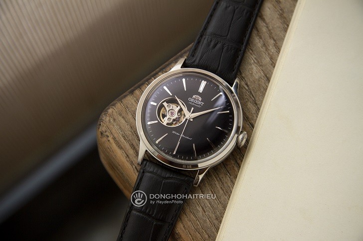 Đồng hồ cơ Orient RA-AG0004B10B thiết kế Open Heart bắt mắt - Ảnh 7