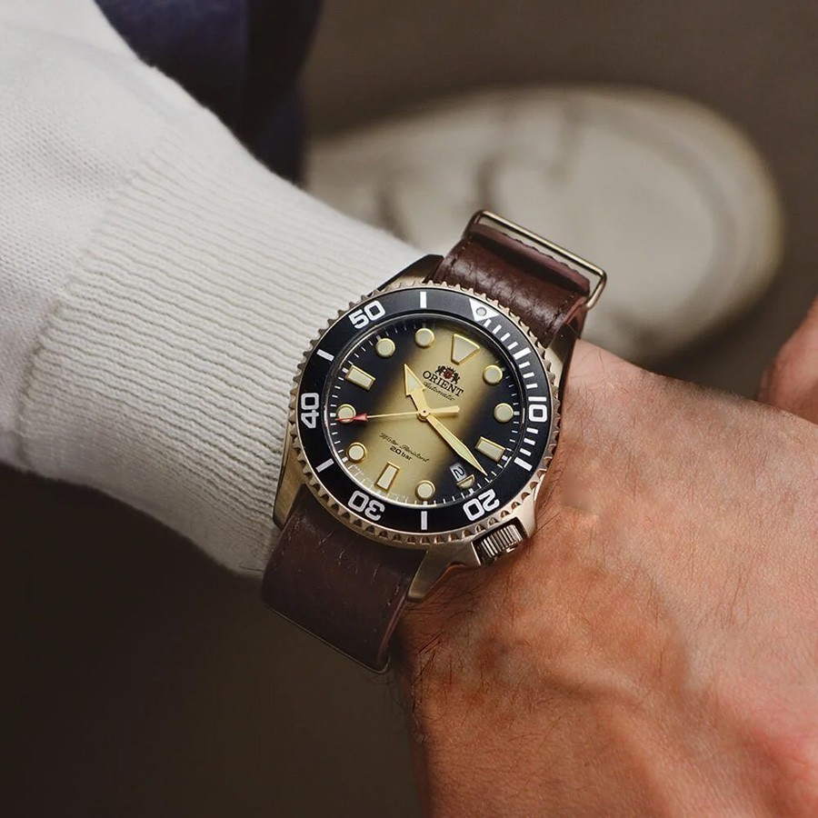Phiên bản giới hạn Orient Triton 70th Anniversary Limited Edition -Orient Triton RA-AC0K05G00B - Ảnh 2