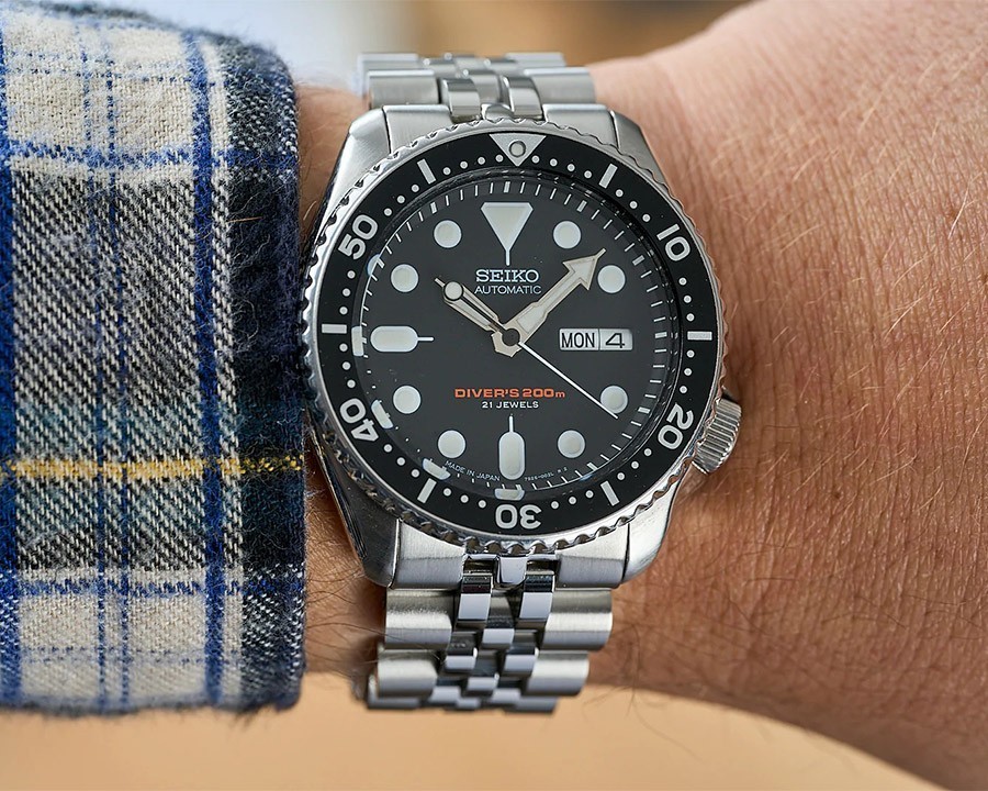Cách vệ sinh và bảo quản Seiko SKX013
