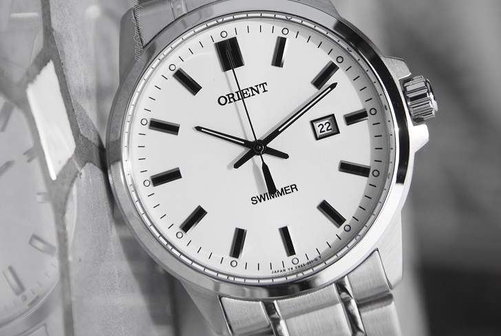 Review Thiết Kế Đồng Hồ Orient SUNE5004W0 Dây Kim Loại 5