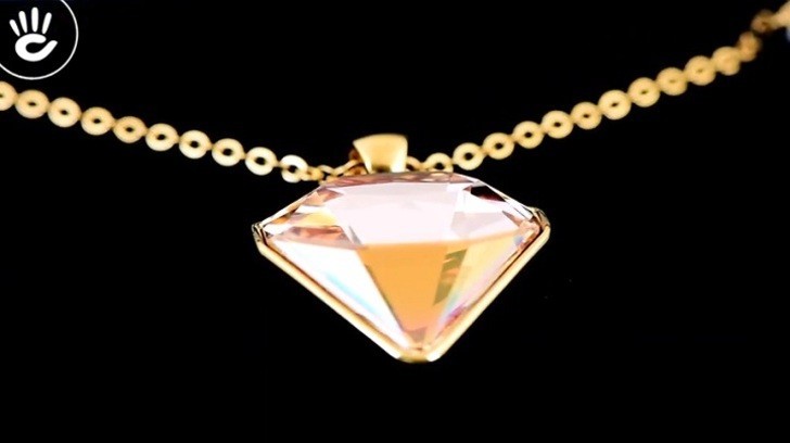 Sức hút dây chuyền Saga 53442 GPWH-XL đính đá pha lê Swarovski - Ảnh 2
